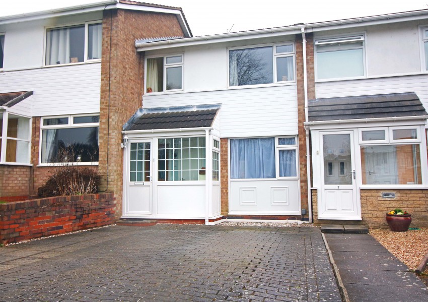 3bedroom town house for sale in Milholme Green, Solihull