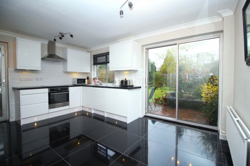 4bedroom semidetached house for sale in Hargrave Road, Shirley