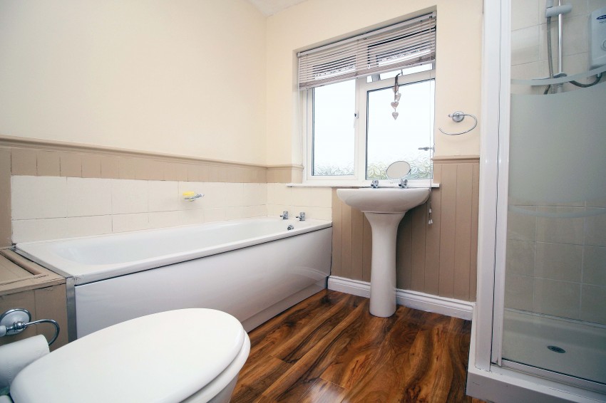 4bedroom semidetached house for sale in Hargrave Road, Shirley