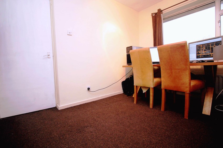 4bedroom semidetached house for sale in Hargrave Road, Shirley