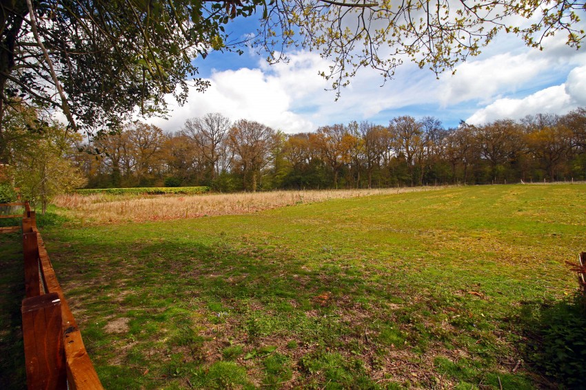 4bedroom detached house for sale in Stratford Road, Hockley Heath