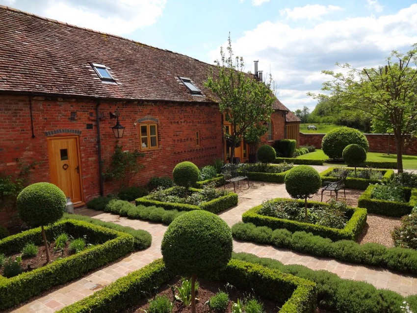 3bedroom barn conversion for sale in Peterbrook Road, Majors Green