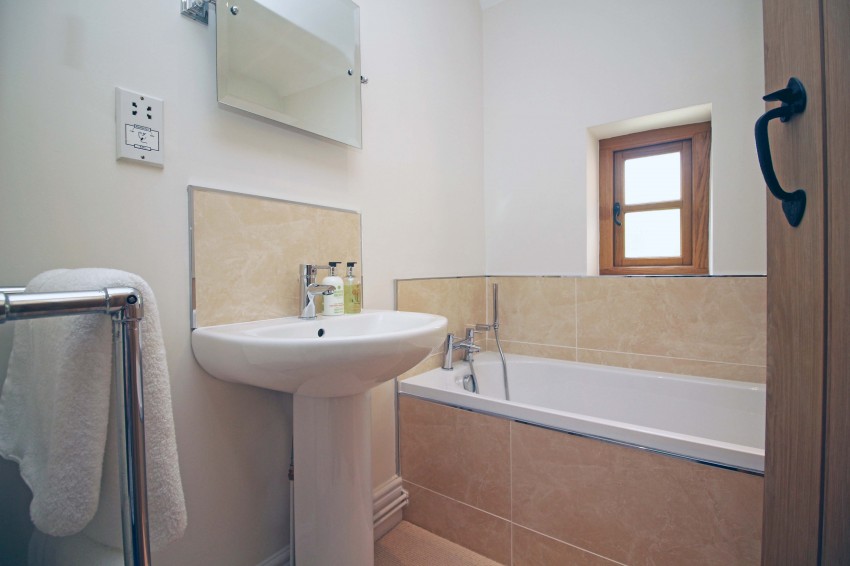 3bedroom barn conversion for sale in Peterbrook Road, Majors Green
