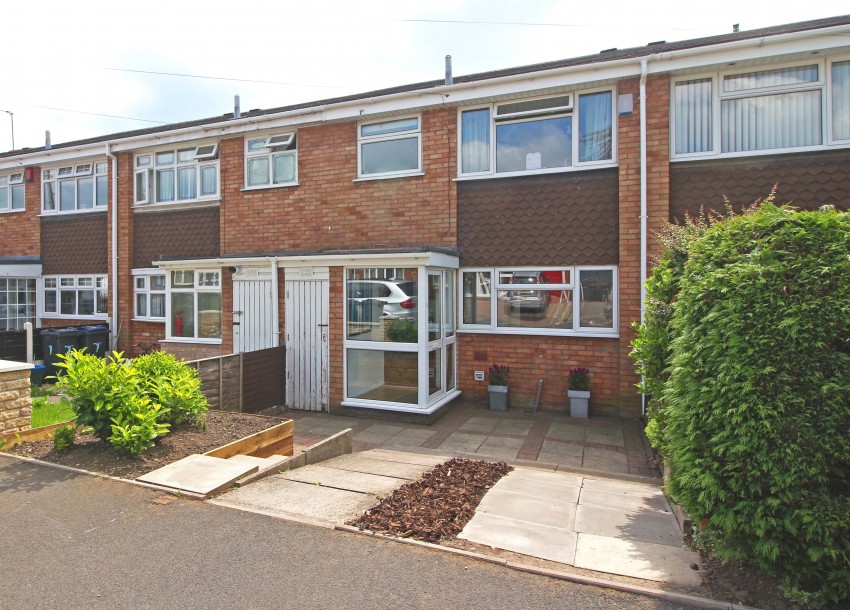 3bedroom town house for sale in Sandon Grove, Erdington