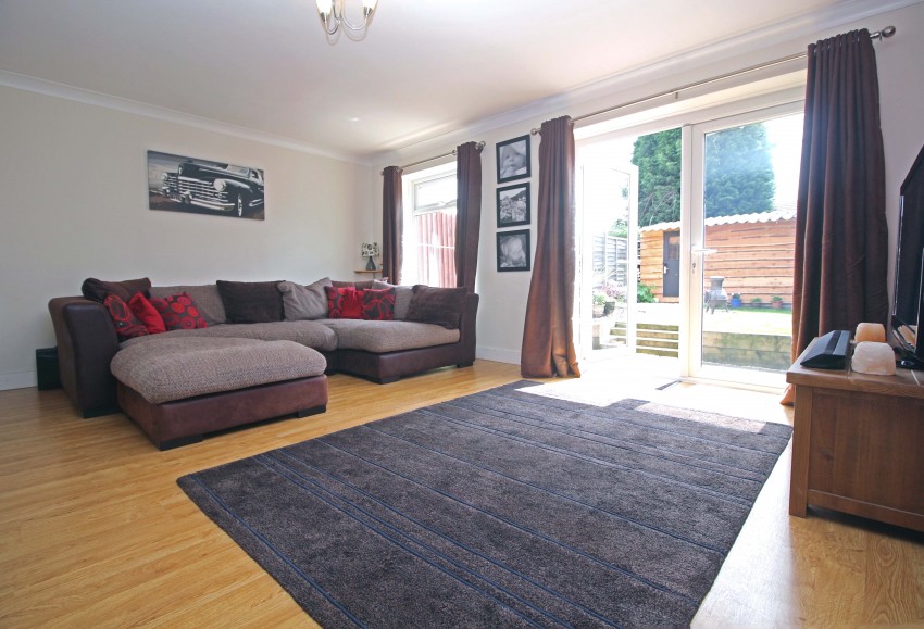 3bedroom town house for sale in Sandon Grove, Erdington