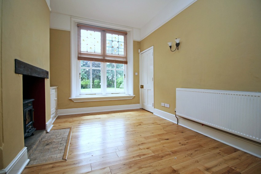 6bedroom semidetached house for sale in Station Road, Salford Priors