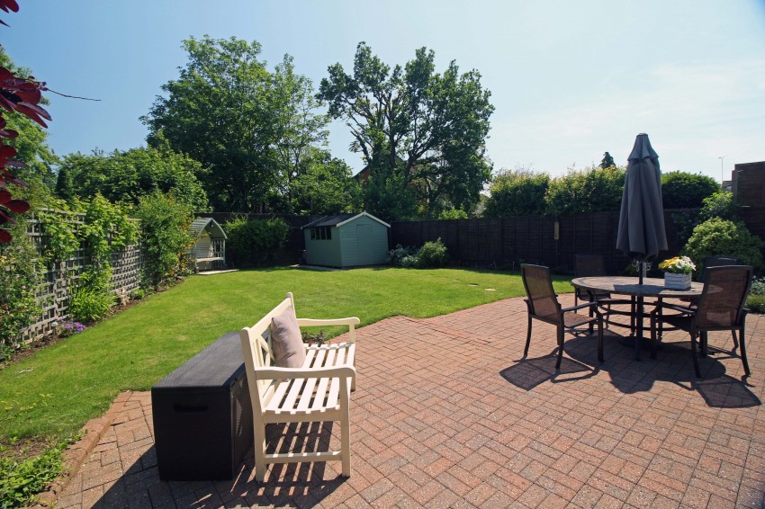 4bedroom detached house for sale in Church Hill Road, Solihull