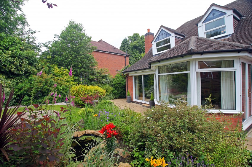 4bedroom detached house for sale in Highwood Avenue, Solihull