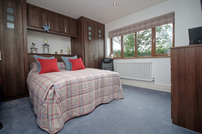 4bedroom detached house for sale in Windmill Lane, Balsall Common