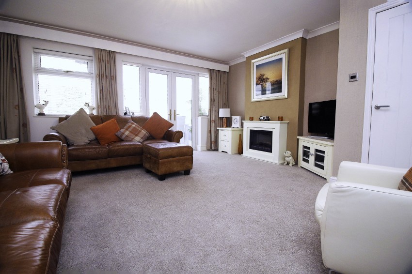 3bedroom bungalow for sale in Birchy Leasowes Lane, Tidbury Green