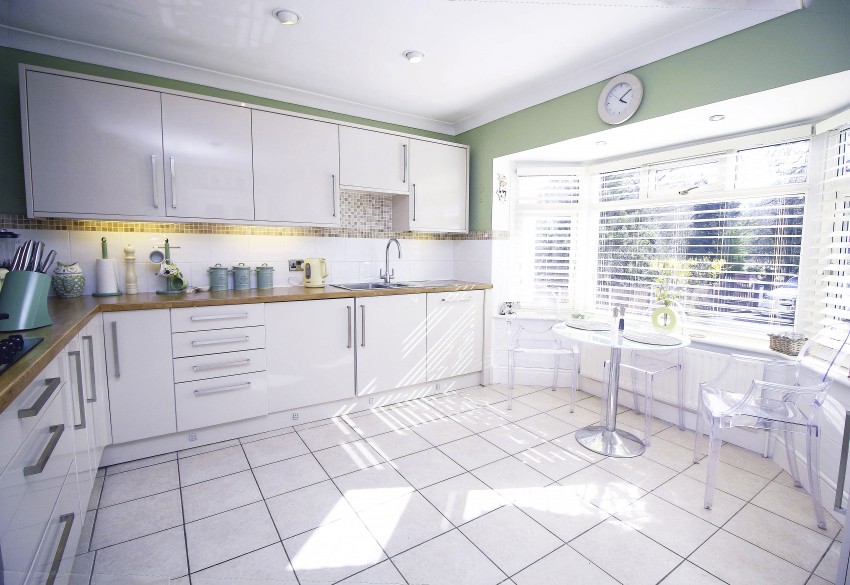 3bedroom bungalow for sale in Birchy Leasowes Lane, Tidbury Green