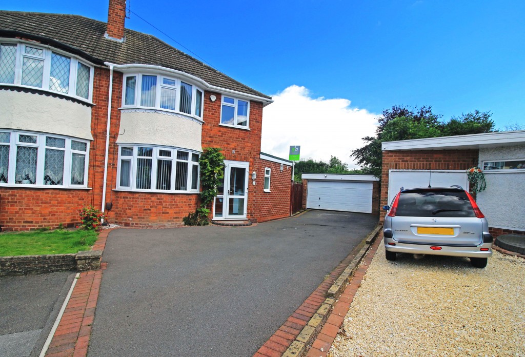 3bedroom semidetached house for sale in Barnmoor Rise, Solihull