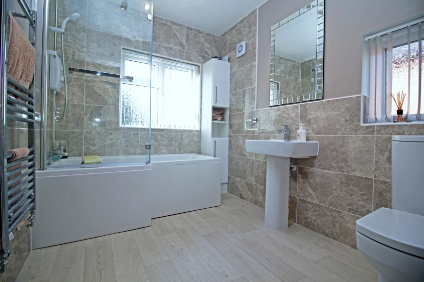 3bedroom semidetached house for sale in Wells Green Road, Solihull