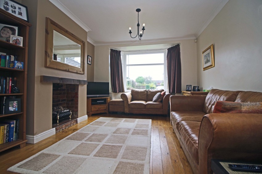 3bedroom semidetached house for sale in Fillongley Road, Meriden