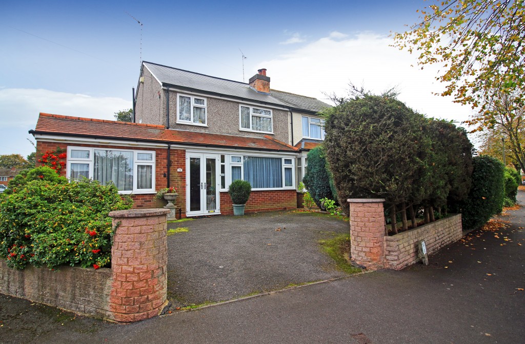 3bedroom semidetached house for sale in Baldwins Lane, Birmingham