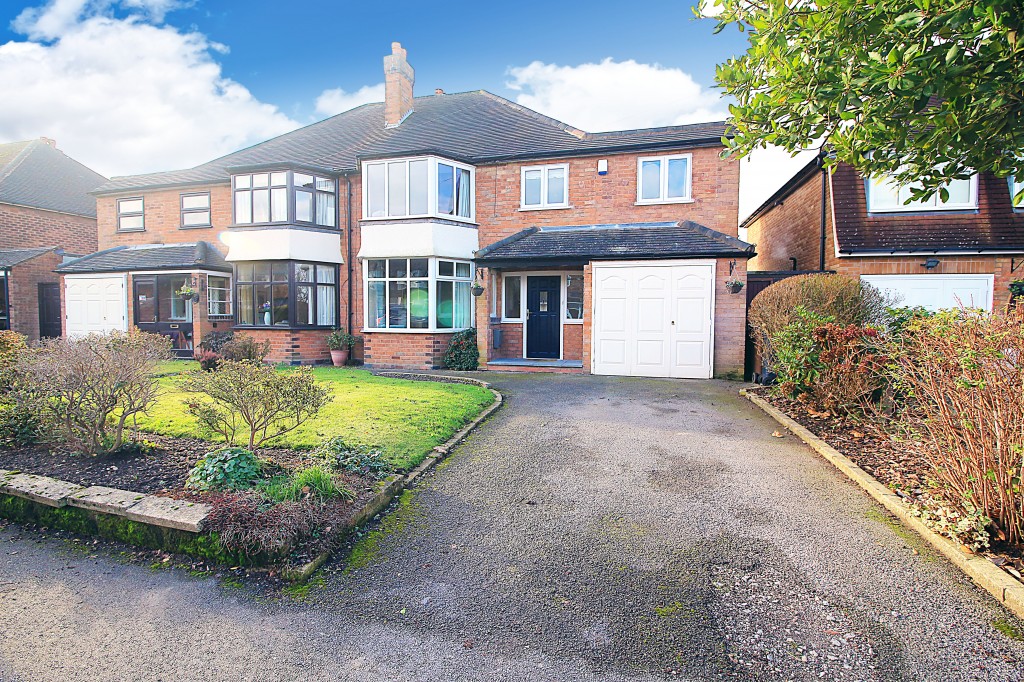 4bedroom semidetached house for sale in Bryanston Road, Solihull