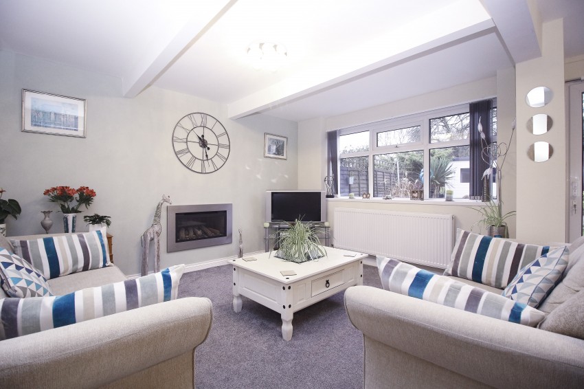 3bedroom semidetached house for sale in Gaydon Road, Solihull
