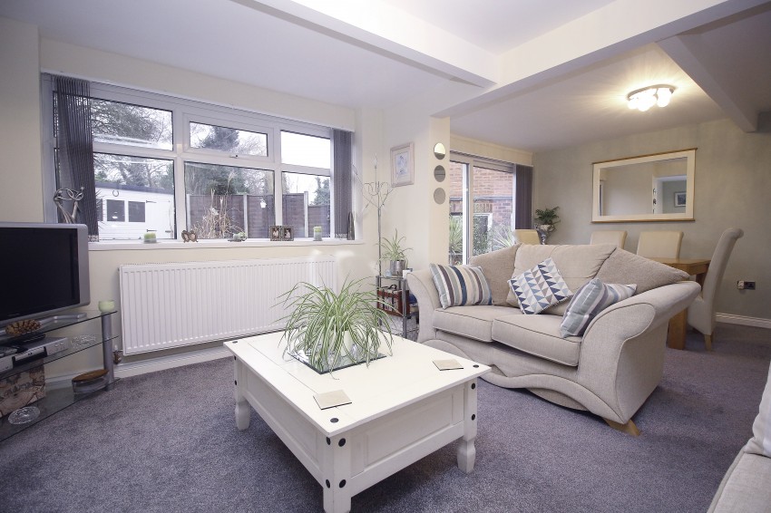 3bedroom semidetached house for sale in Gaydon Road, Solihull