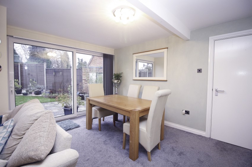 3bedroom semidetached house for sale in Gaydon Road, Solihull