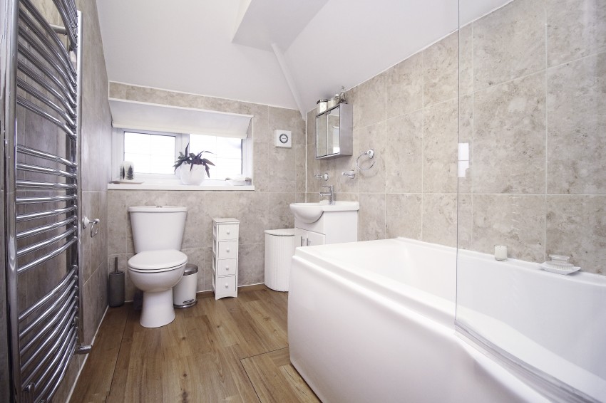 3bedroom semidetached house for sale in Gaydon Road, Solihull