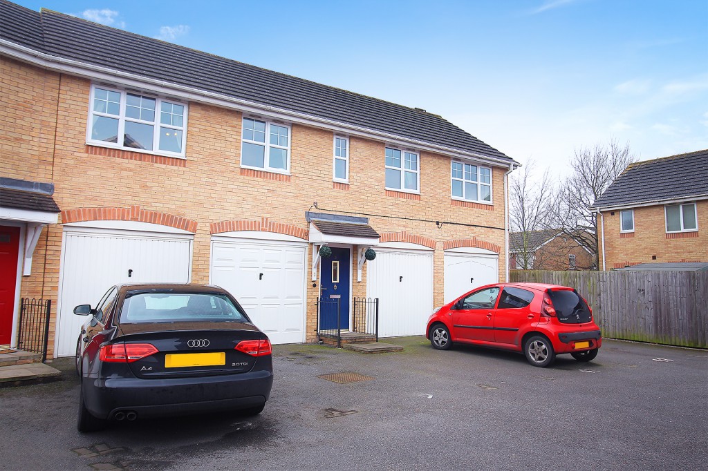 2bedroom apartment for sale in Hawksworth Crescent, Chelmsley Wood