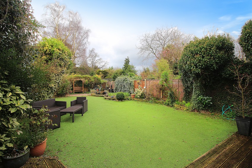 4bedroom semidetached house for sale in Kenilworth Road, Balsall