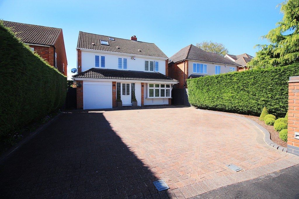 4bedroom detached house for sale in Southfields Road, Solihull