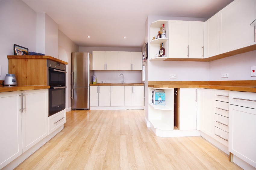 4bedroom semidetached house for sale in Warwick Road, Solihull