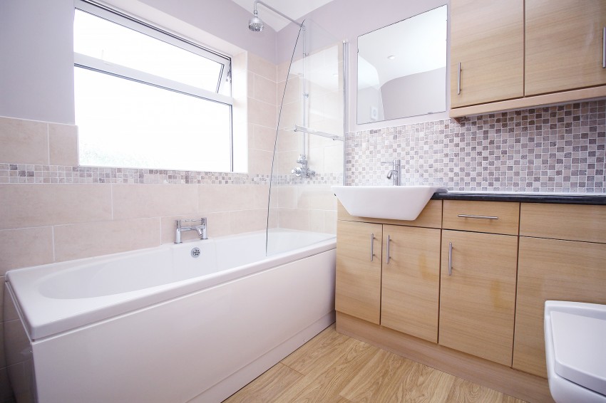 3bedroom semidetached house for sale in Coniston Avenue, Solihull