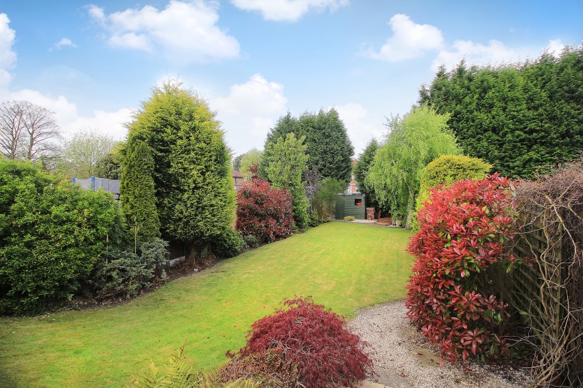 3bedroom semidetached house for sale in Coniston Avenue, Solihull