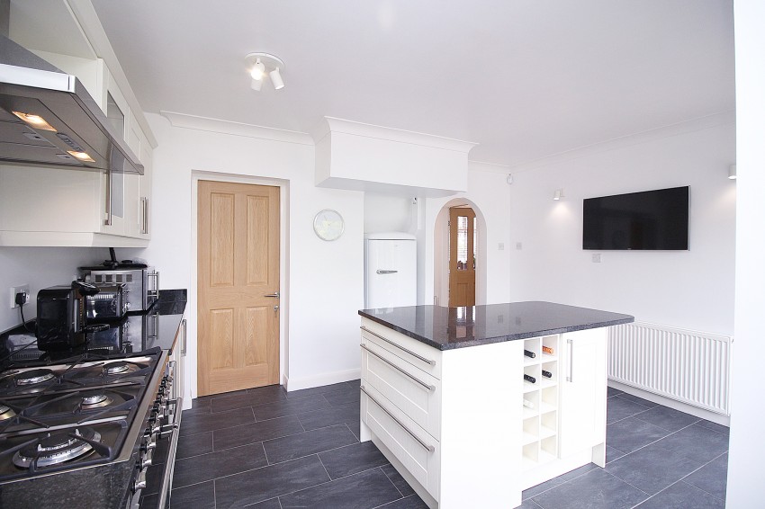 3bedroom semidetached house for sale in Coniston Avenue, Solihull