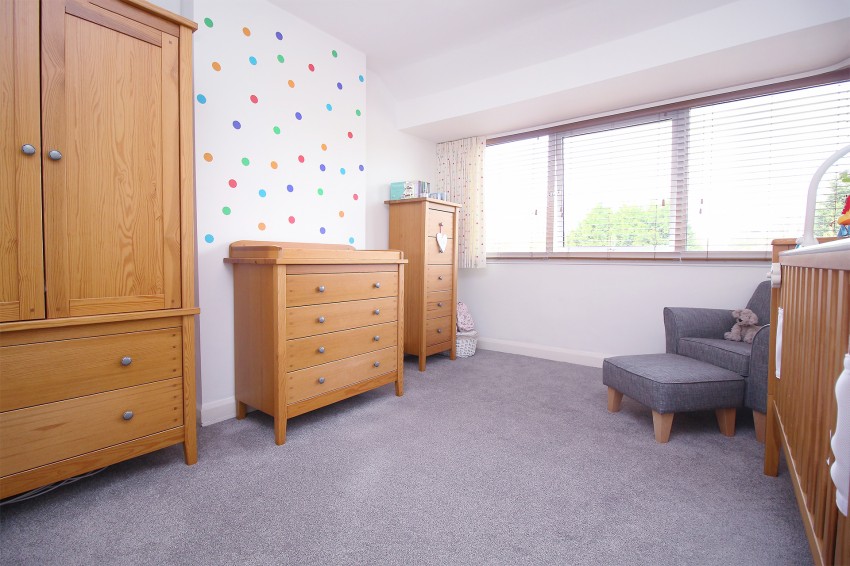 3bedroom semidetached house for sale in Coniston Avenue, Solihull