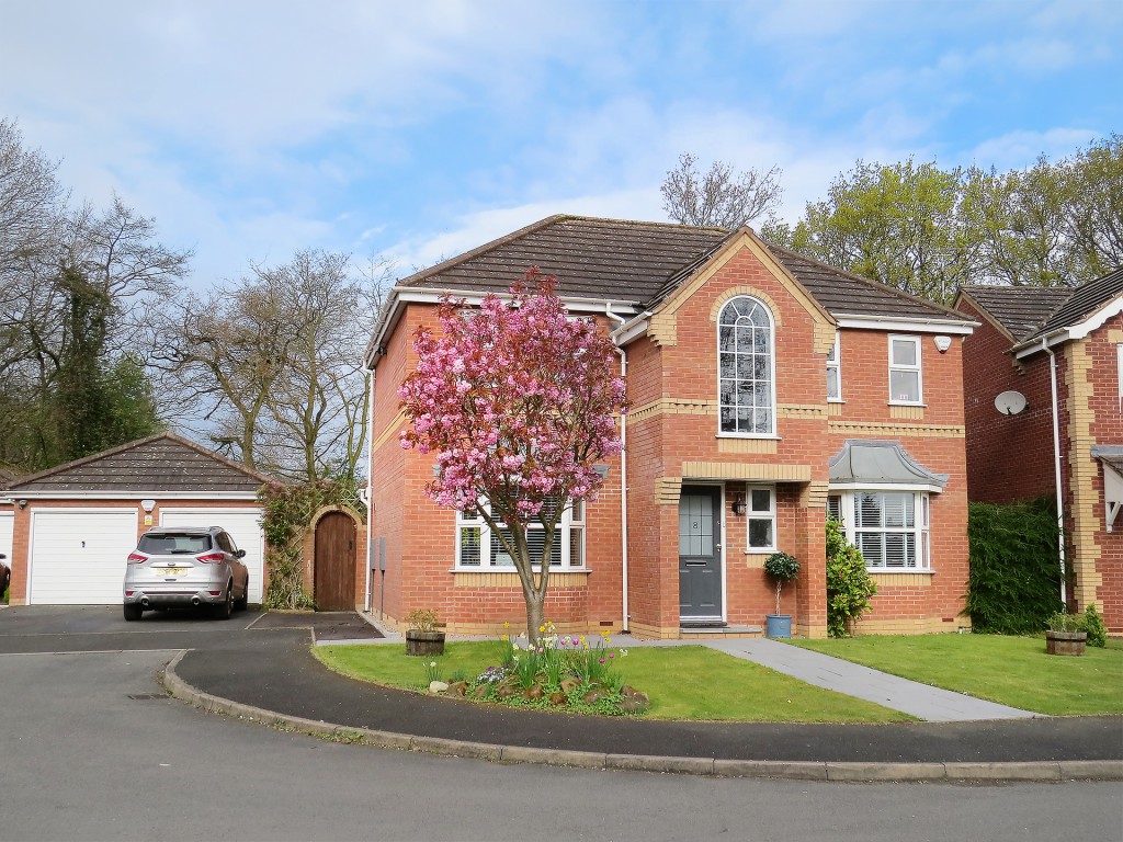 5bedroom detached house for sale in Hollyhurst Grove, Shirley, Solihull