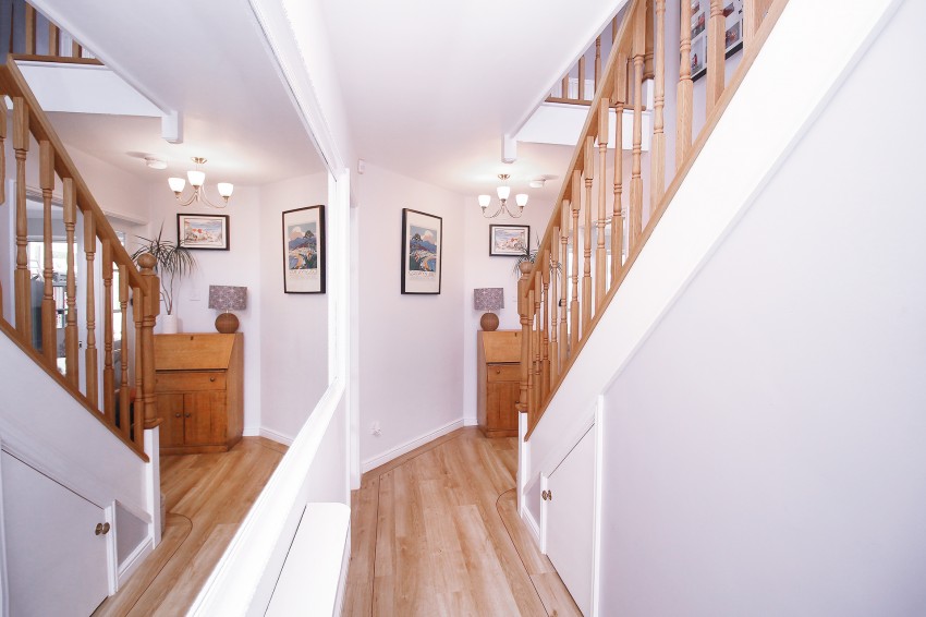 5bedroom detached house for sale in Hollyhurst Grove, Shirley, Solihull