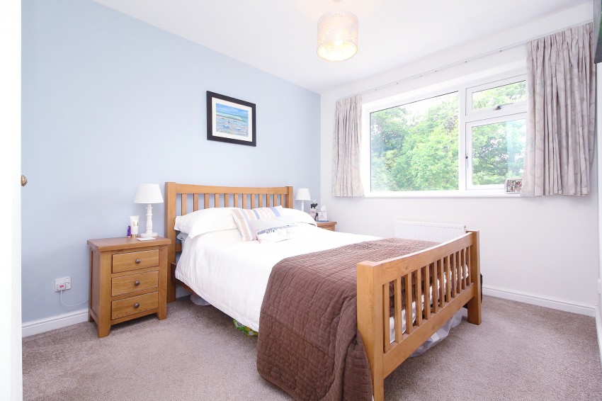 5bedroom detached house for sale in Hollyhurst Grove, Shirley, Solihull