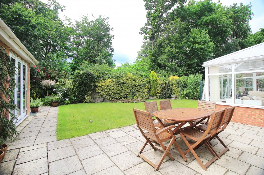 5bedroom detached house for sale in Hollyhurst Grove, Shirley, Solihull