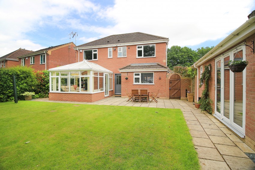 5bedroom detached house for sale in Hollyhurst Grove, Shirley, Solihull