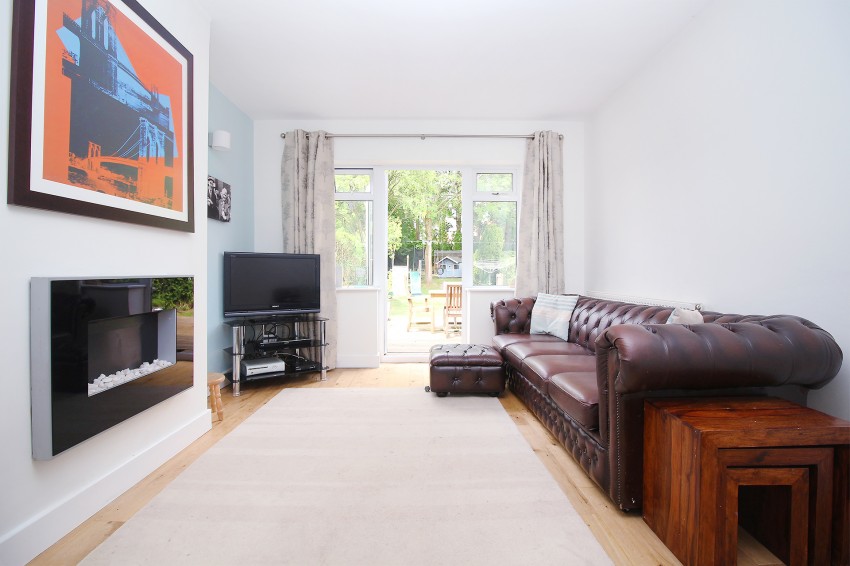 3bedroom semidetached house for sale in The Dell, Solihull