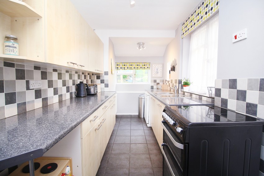 3bedroom semidetached house for sale in The Dell, Solihull