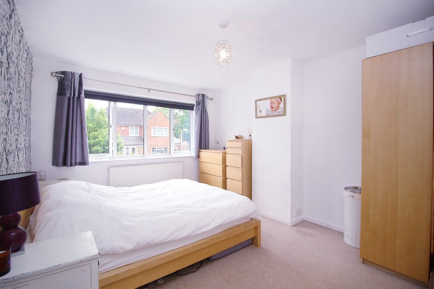 3bedroom semidetached house for sale in The Dell, Solihull