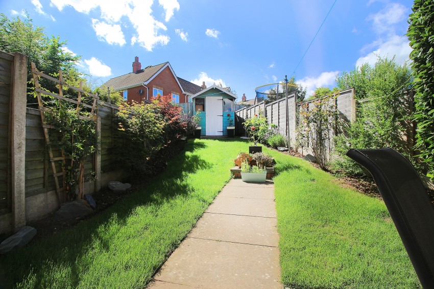 2bedroom semidetached house for sale in Riddings Hill, Balsall Common