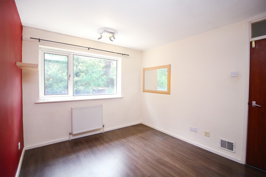 3bedroom town house for sale in Draycote Close, Solihull