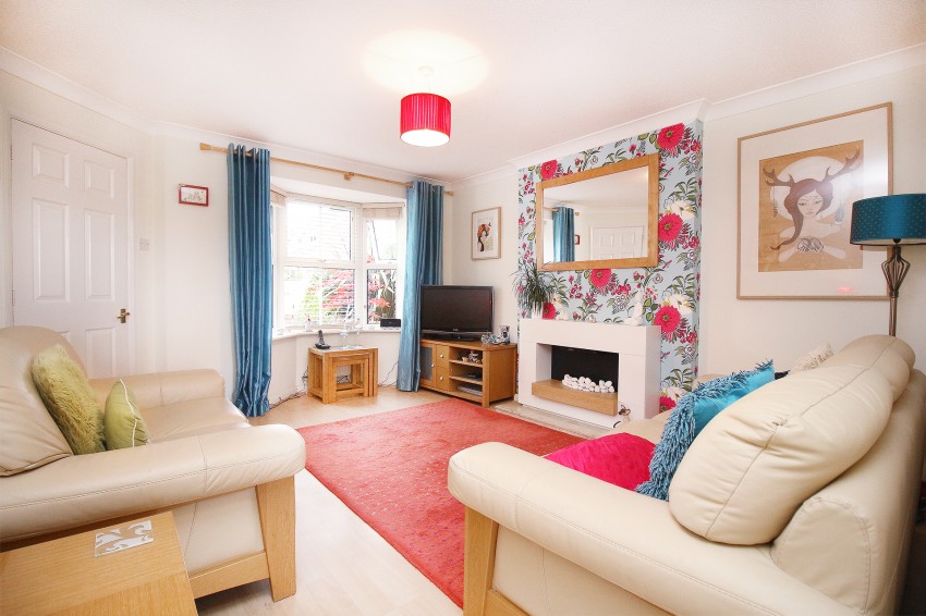 2bedroom town house for sale in Watson Way, Balsall Common, Coventry