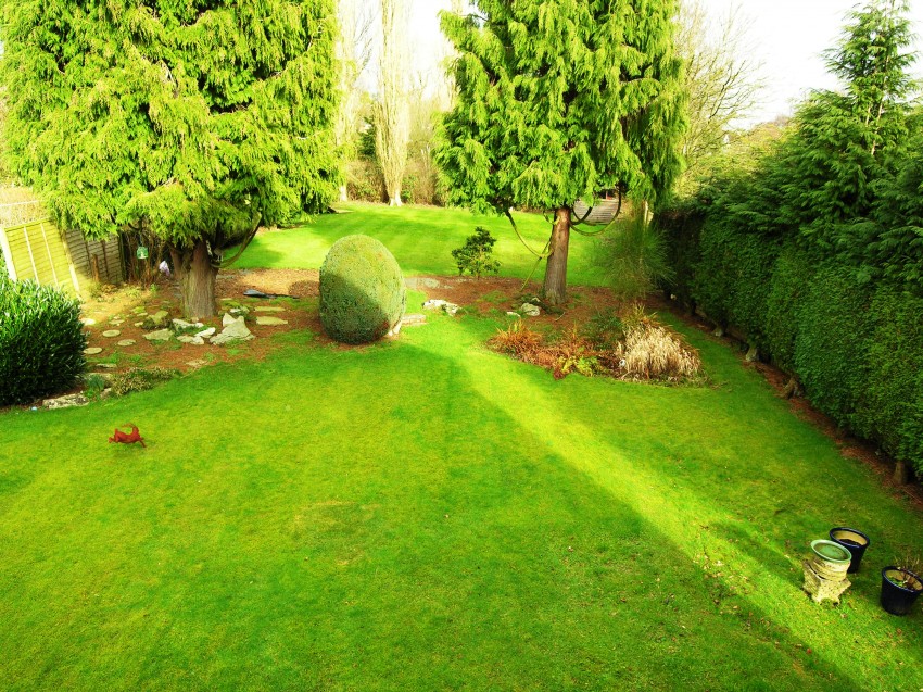 5bedroom detached house for sale in Earlswood Road, Dorridge