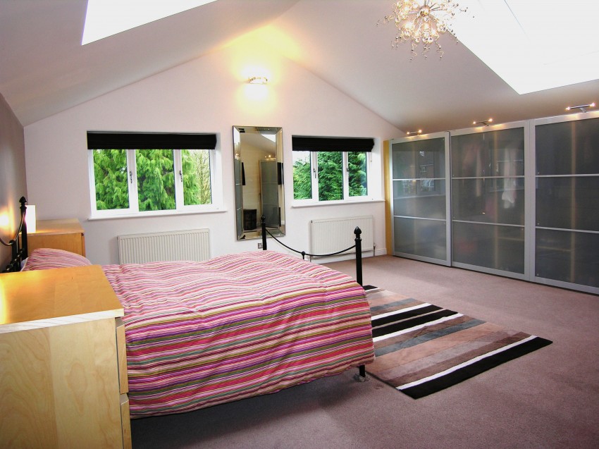 5bedroom detached house for sale in Earlswood Road, Dorridge