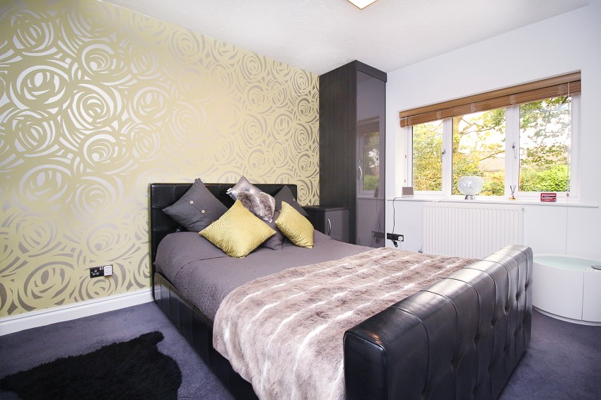 4bedroom detached house for sale in Rothwell Drive, Solihull