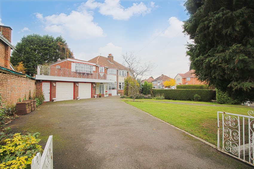 4bedroom semidetached house for sale in Valley Road, Solihull