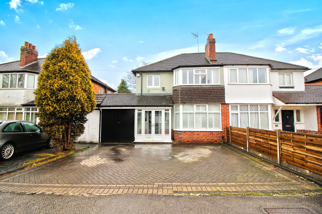 3bedroom semidetached house for sale in Castle Lane, Solihull