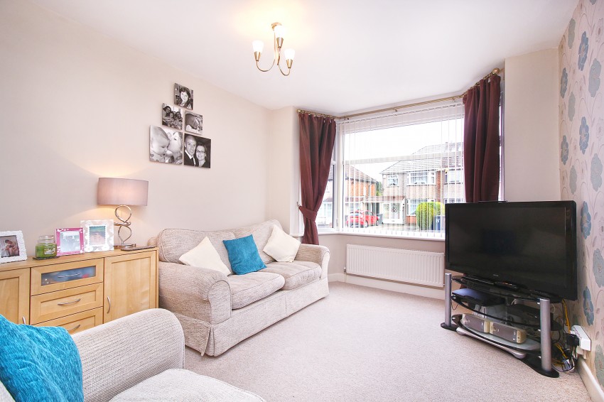 3bedroom semidetached house for sale in Irving Road, Solihull