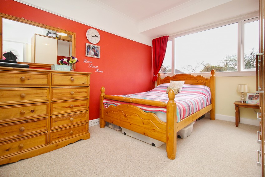 3bedroom semidetached house for sale in Irving Road, Solihull